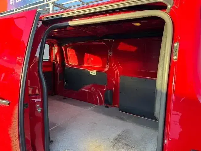 Gebraucht Toyota Proace 184 PS (135 kW) 2020 Rot Van / Kleinbus