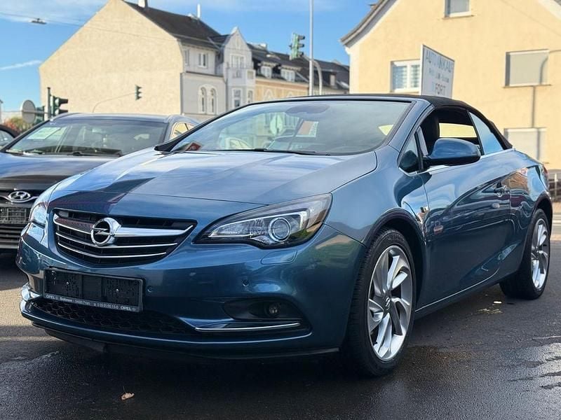 Blau Gebraucht 2013 Opel Cascada Innovation Cabrio | 9.499 € (Guter Preis) - Bild 1/4
