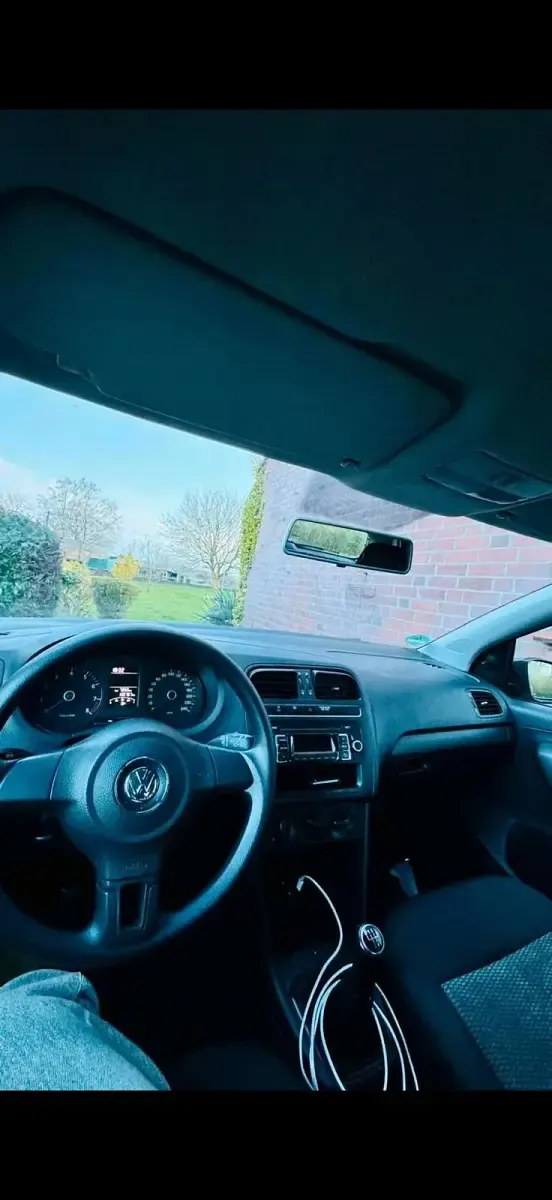 Gebraucht VW Polo 60 PS (44 kW) 2012 Blau Kleinwagen