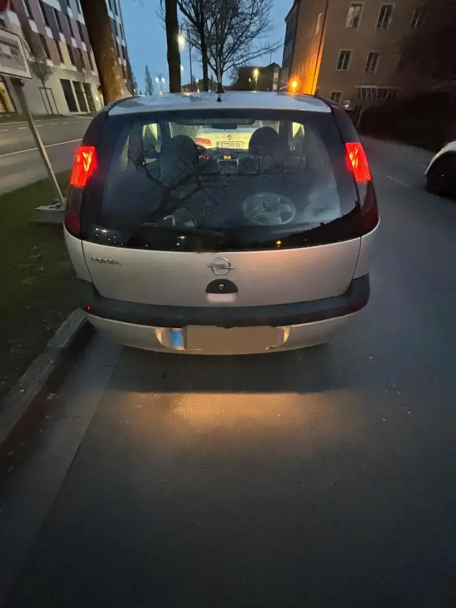 Gebraucht Opel Corsa 58 PS (42 kW) 2003 Silber Kleinwagen