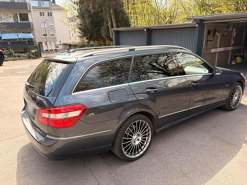 Usata Mercedes E250 Elegance 2010 Grigio Station wagon