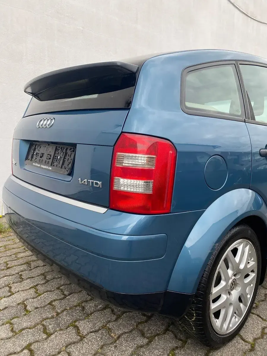 Gebraucht Audi A2 75 PS (55 kW) 2001 Blau Kleinwagen
