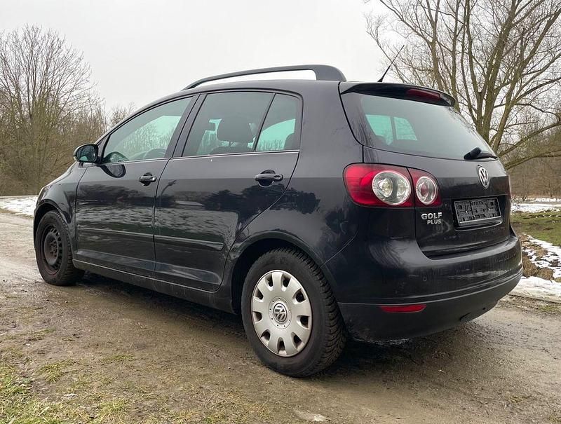 Gebraucht VW Golf VI United 80 PS (58 kW) 2008 Schwarz Kleinwagen