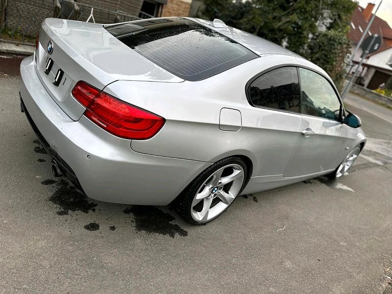 Gebraucht BMW 335 306 PS (225 kW) 2006 Grau Coupé
