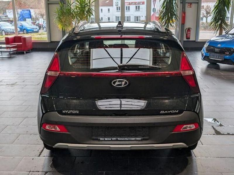 Gebraucht Hyundai Bayon Trend 101 PS (74 kW) 2023 Schwarz SUV