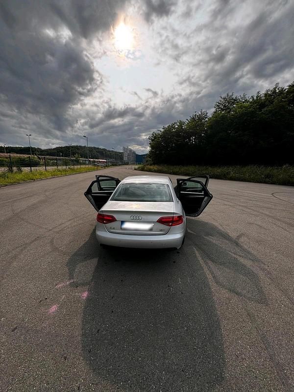 Gebraucht Audi A4 160 PS (117 kW) 2008 Silber Limousine