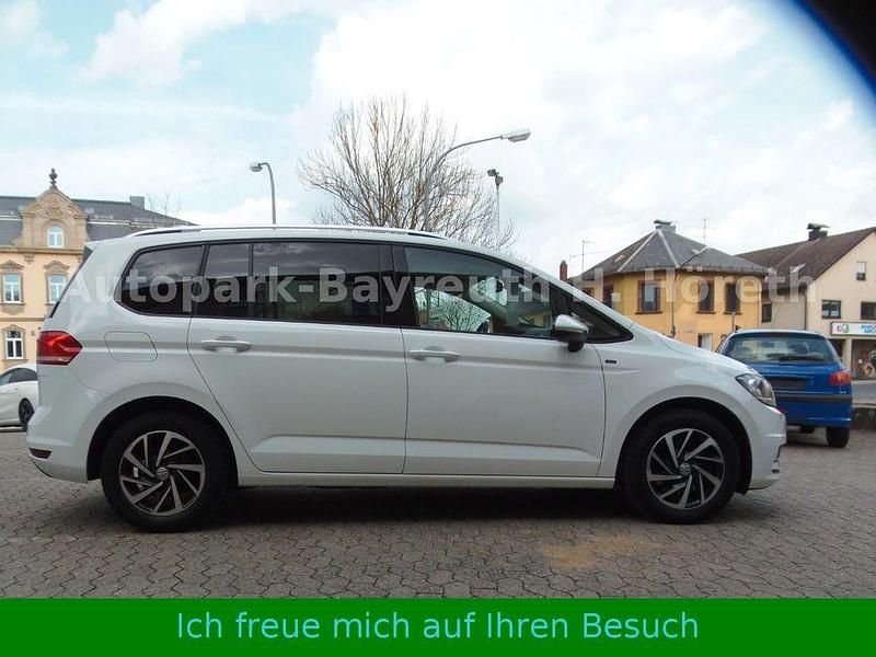 Gebraucht VW Touran Join 116 PS (85 kW) 2019 Weiß Van / Kleinbus