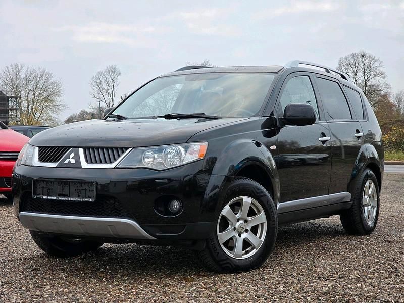 Schwarz Gebraucht 2008 Mitsubishi Outlander SUV | 6.499 € (Teuer) - Bild 1/4