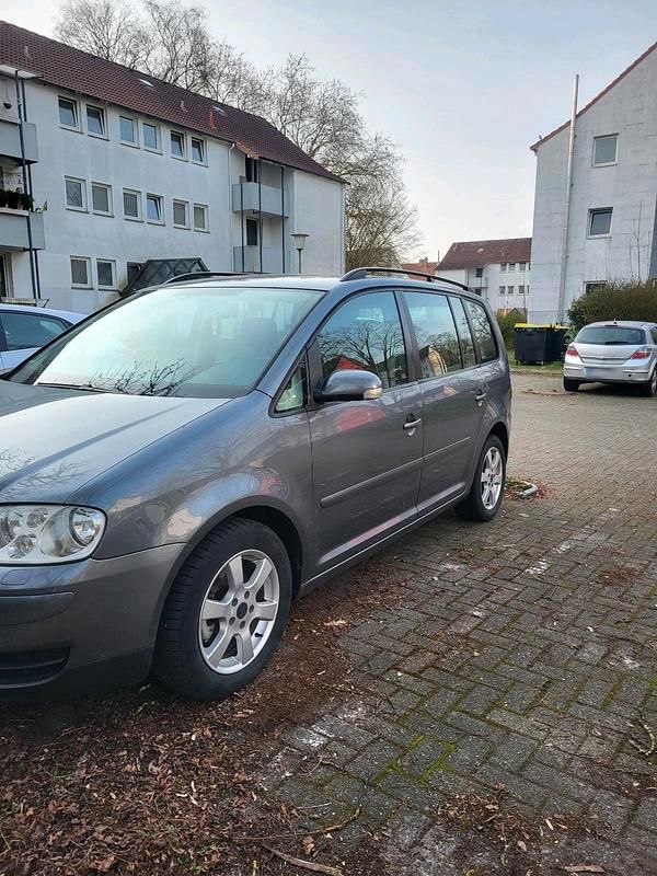 Gebraucht VW Touran 101 PS (74 kW) 2004 Grau Van / Kleinbus