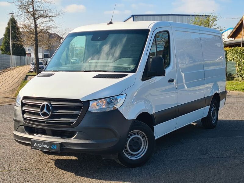 Weiß Gebraucht 2024 Mercedes Sprinter Van | 26.999 € - Bild 1/4