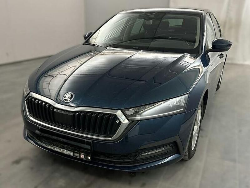 Gebraucht Skoda Octavia Ambition 150 PS (110 kW) 2021 Lavablau metallic Limousine