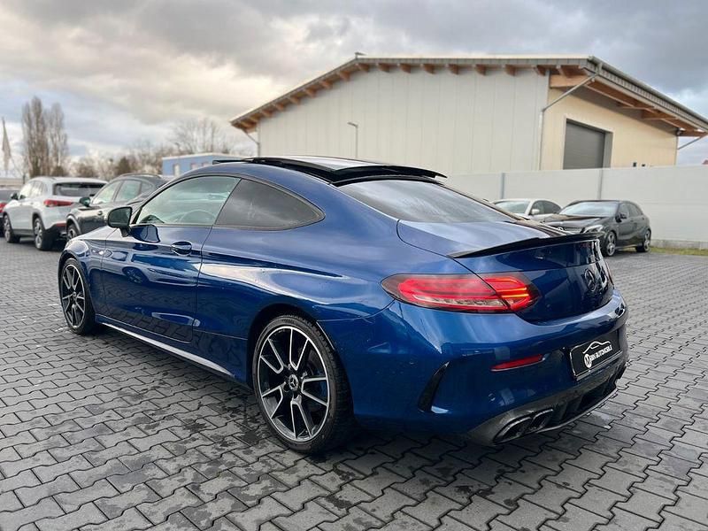 Gebraucht Mercedes C300 AMG 258 PS (189 kW) 2019 Blau Coupé