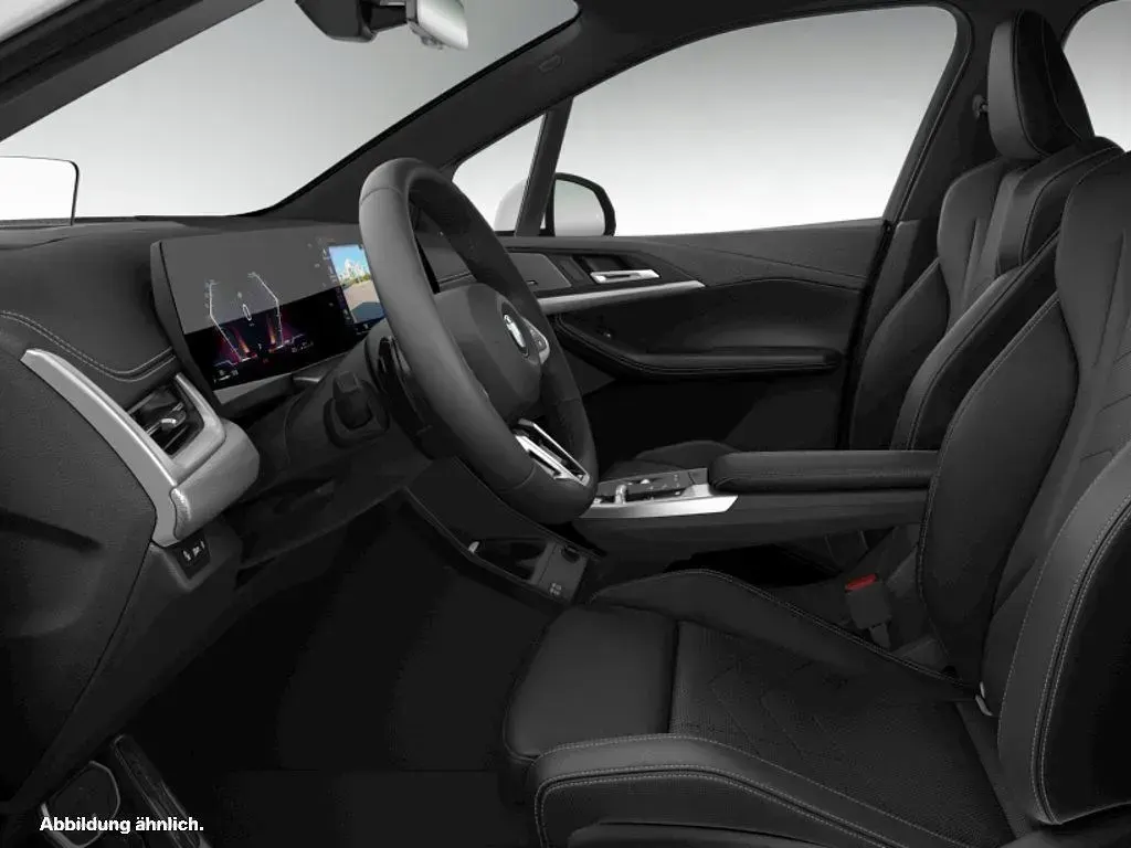 Gebraucht BMW 220 Active Tourer Comfort Edition 150 PS (110 kW) 2026 Alpinweiss Van / Kleinbus