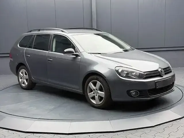 Gebraucht VW Golf VI Style 105 PS (77 kW) 2011 Grau Kombi