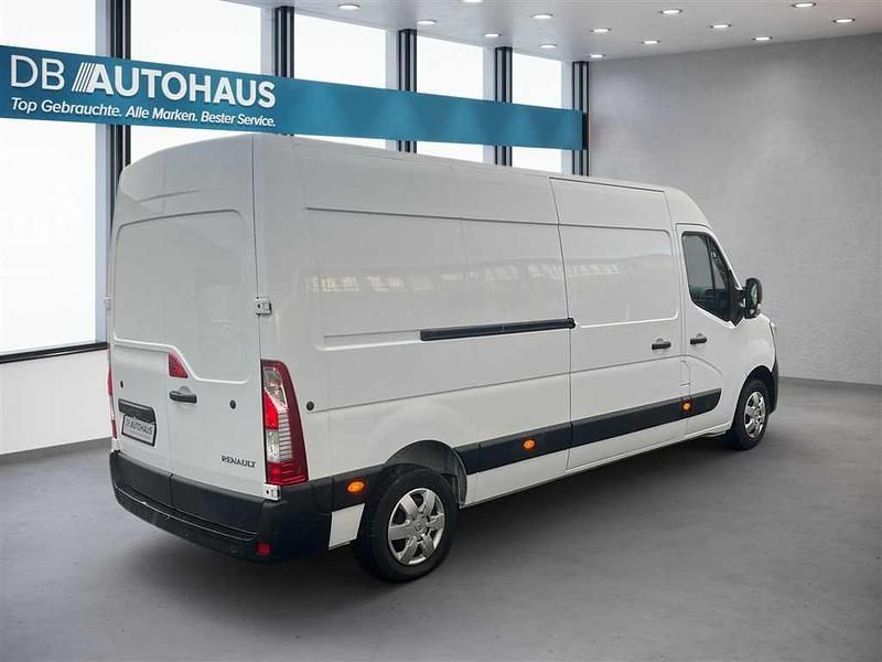 Gebraucht Renault Master Komfort 150 PS (110 kW) 2023 Weiß Van / Kleinbus