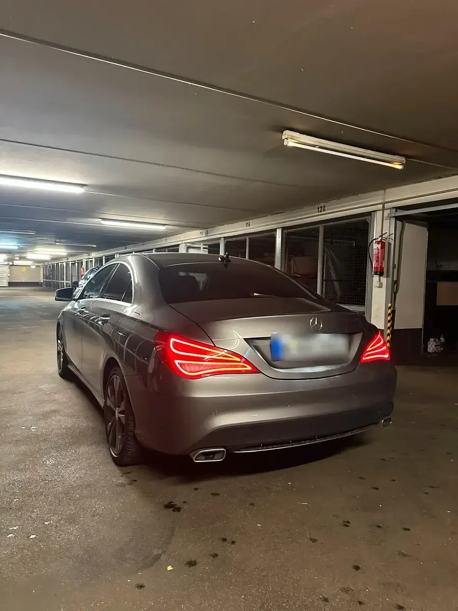 Gebraucht Mercedes CLA180 122 PS (89 kW) 2016 Grau Coupé