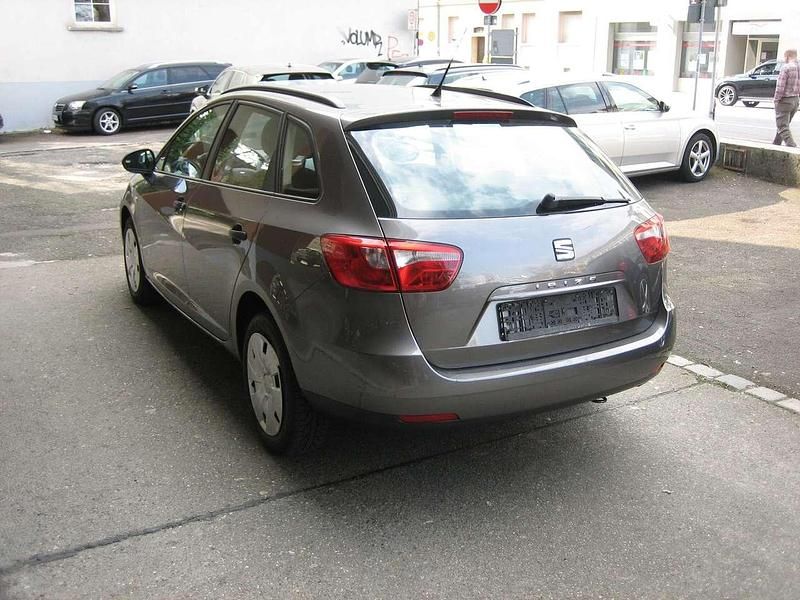 Gebraucht Seat Ibiza ST Reference 86 PS (63 kW) 2015 "technic" grau Kombi