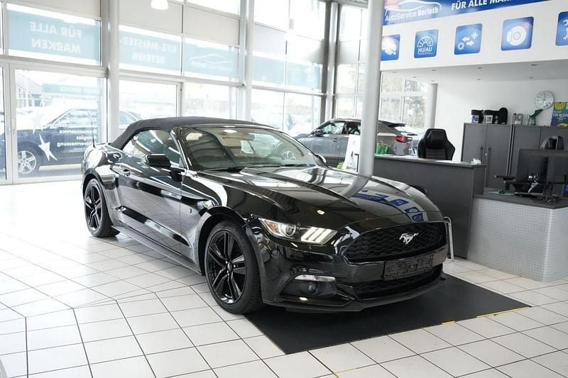 Gebraucht Ford Mustang 305 PS (224 kW) 2015 Schwarz Cabrio
