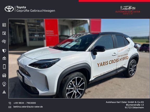Dynamicgrey metallic / dach schwarz Gebraucht 2024 Toyota Yaris Hybrid Plus | 35.870 € - Bild 1/4