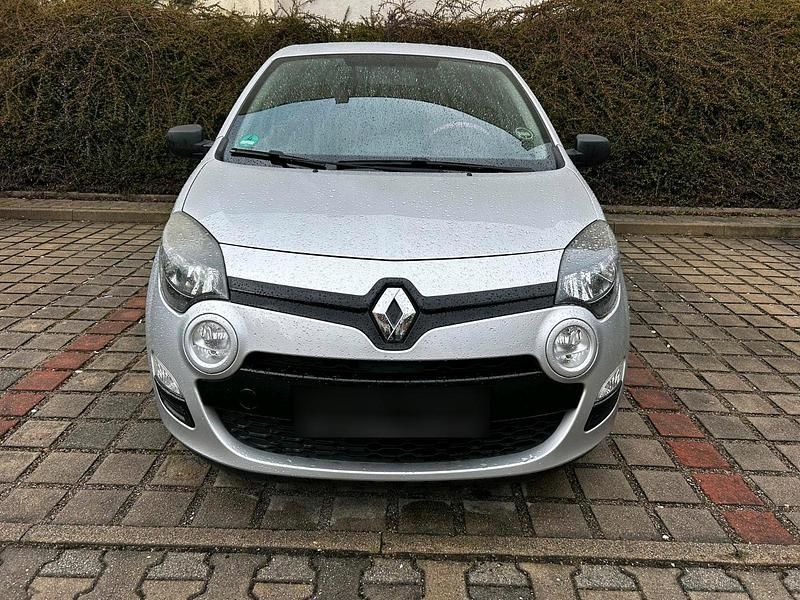 Gebraucht Renault Twingo 75 PS (55 kW) 2012 Silber Kleinwagen