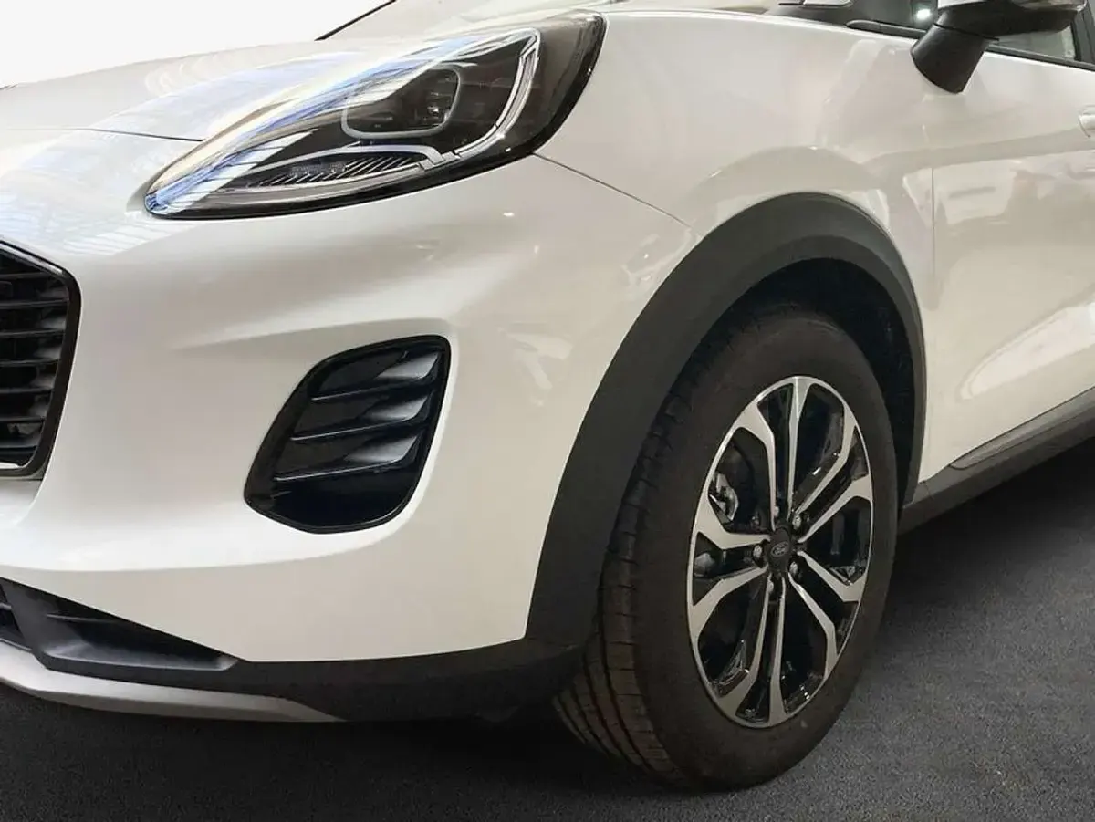 Neu Ford Puma Titanium 125 PS (91 kW) 2025 Weiß SUV