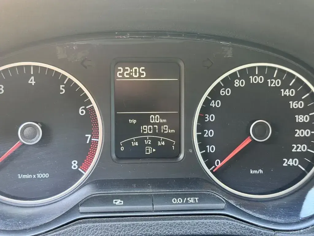 Gebraucht VW Polo Comfortline 86 PS (63 kW) 2010 Grau Kleinwagen