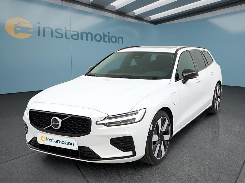 Gebraucht Volvo V60 455 PS (334 kW) 2025 Weiß Kombi