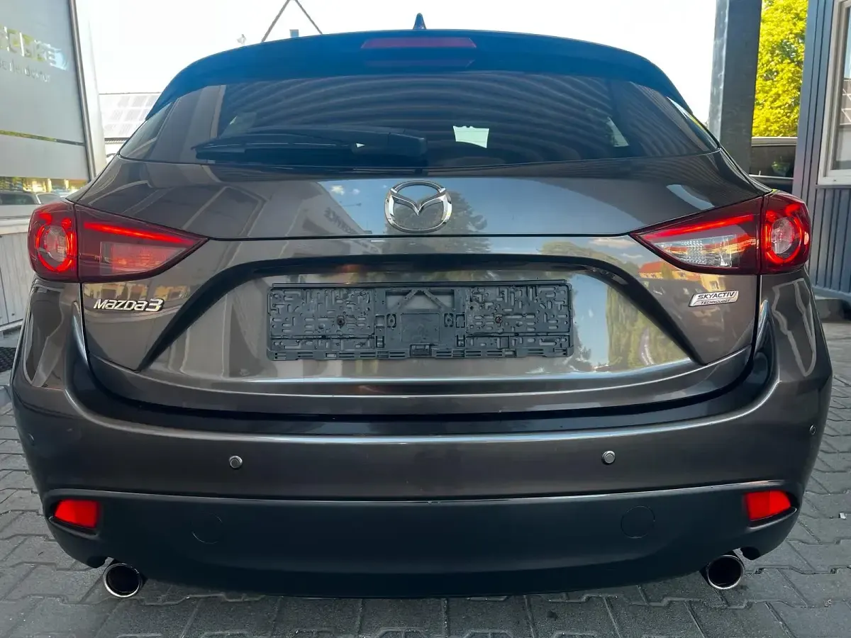 Gebraucht Mazda 3 120 PS (88 kW) 2015 Braun Limousine