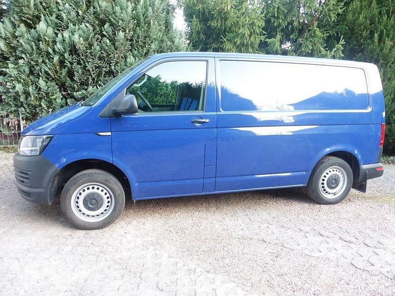 Gebraucht VW Transporter 102 PS (75 kW) 2017 Blau Van