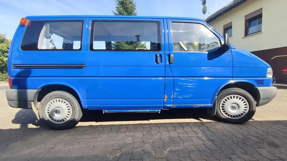 Gebraucht VW T4 102 PS (75 kW) 2000 Blau Van