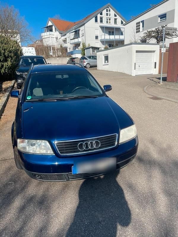 Blau Gebraucht 1999 Audi A6 Kombi | 850 € (Guter Preis) - Bild 1/4