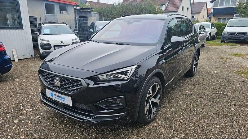Deep black Gebraucht 2024 Seat Tarraco FR SUV | 35.990 € (Fairer Preis) - Bild 1/4