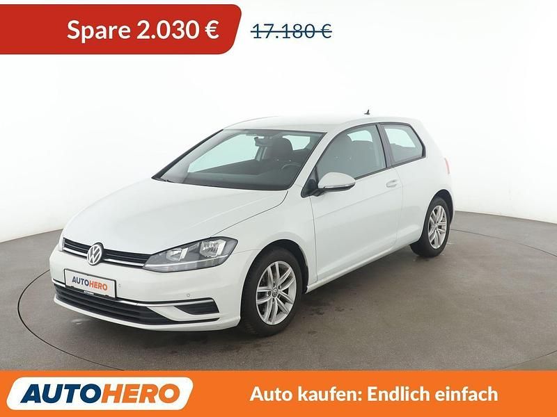 Weiß Gebraucht 2018 VW Golf Comfortline Limousine | 15.150 € (Guter Preis) - Bild 1/3