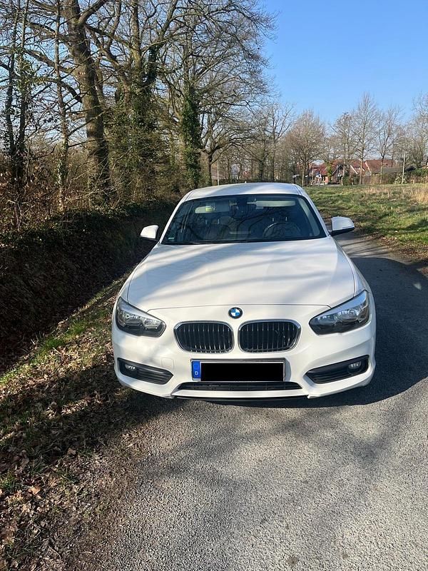 Gebraucht BMW 116 109 PS (80 kW) 2016 Weiß Kleinwagen