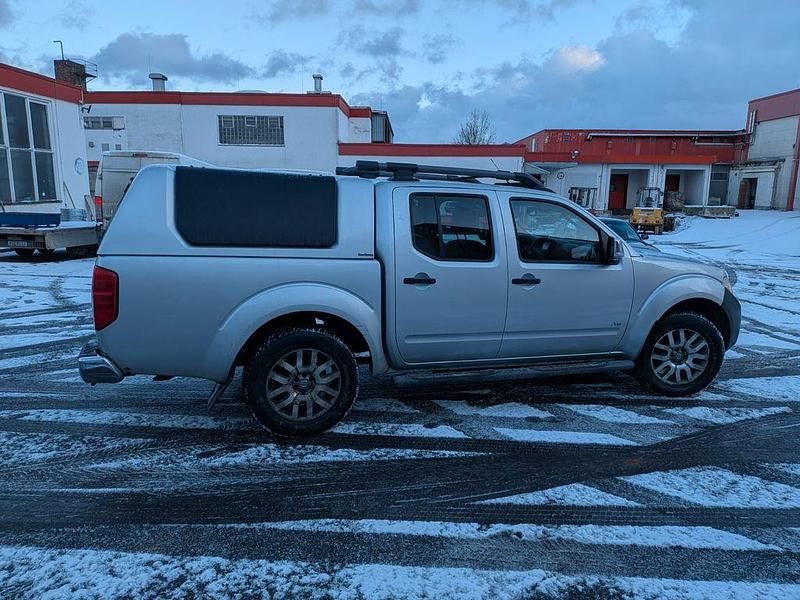 Gebraucht Nissan Navara 231 PS (169 kW) 2015 Grau Pickup