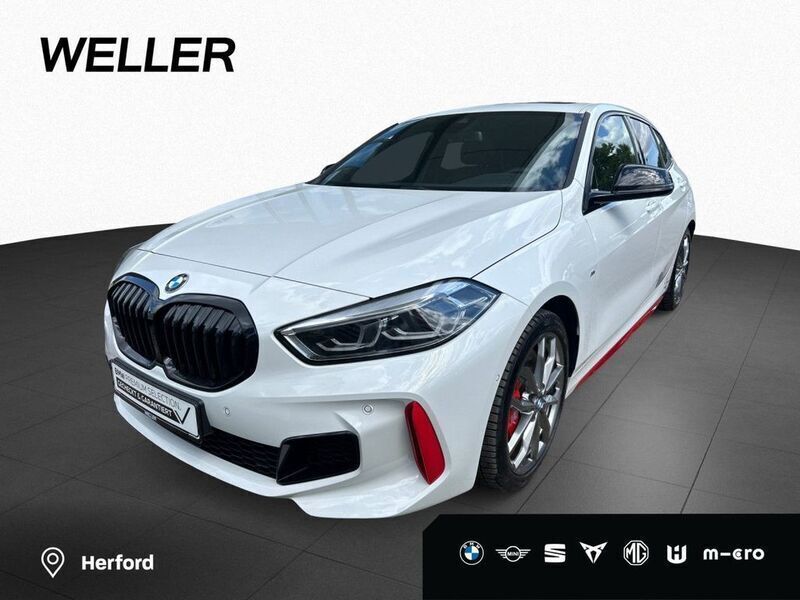 Alpinweiss iii (weiß) Gebraucht 2024 BMW 128 M Sport Limousine | 32.450 € (Superpreis) - Bild 1/4