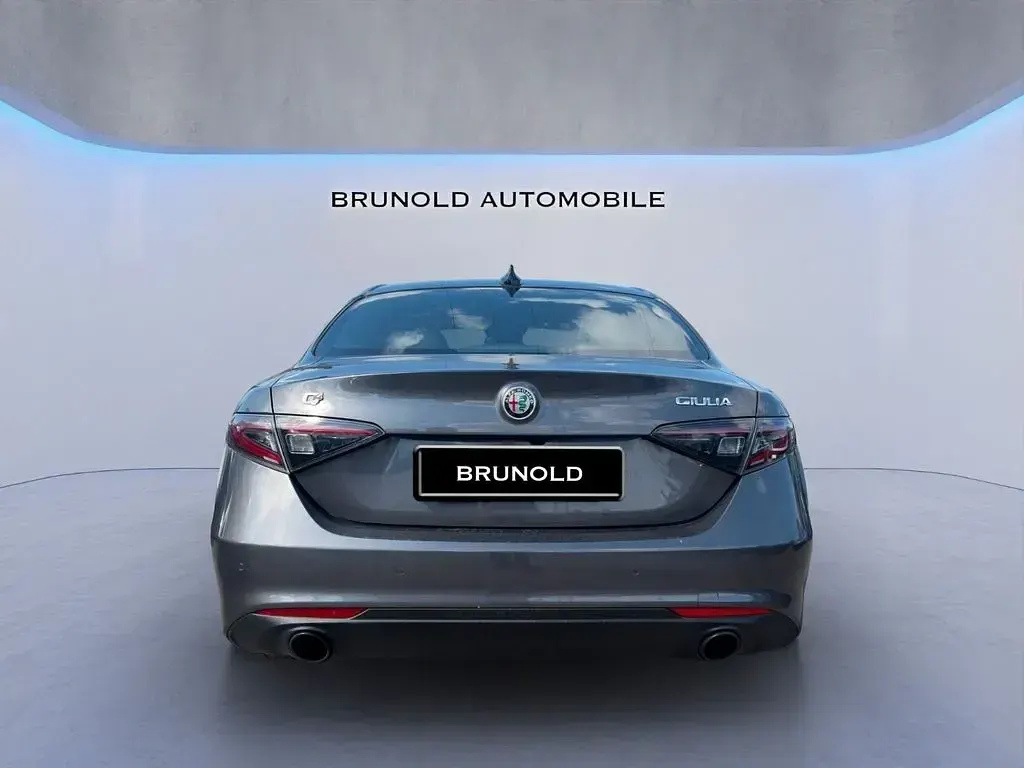 Gebraucht Alfa Romeo Giulia Ti 280 PS (205 kW) 2023 Grau Limousine