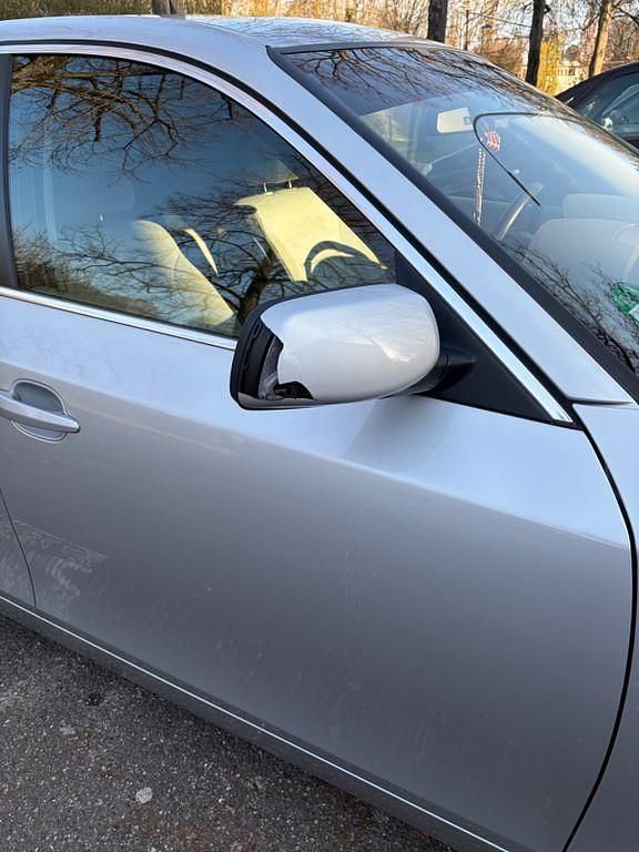 Gebraucht BMW 525 177 PS (130 kW) 2004 Grau Limousine