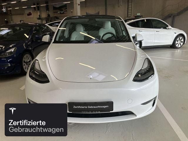 Gebraucht Tesla Model Y Performance 392 kW (533 PS) 2023 Pearl white multicoat SUV