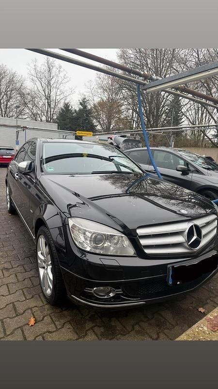 Gebraucht Mercedes C320 224 PS (164 kW) 2007 Schwarz Limousine