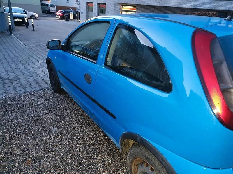 Gebraucht Opel Corsa 75 PS (55 kW) 2004 Blau Kleinwagen