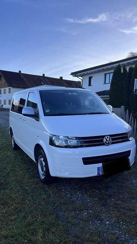 Gebraucht VW T5 Startline 140 PS (102 kW) 2015 Weiß Van