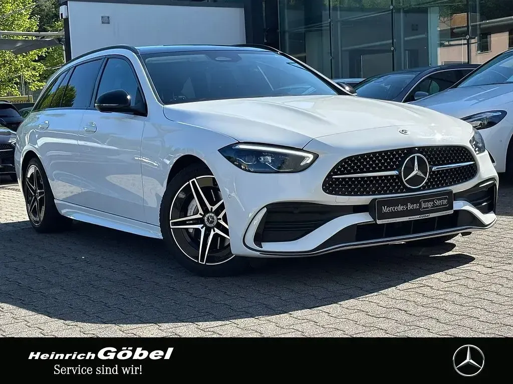 Gebraucht Mercedes C180 AMG 170 PS (125 kW) 2023 Weiß Limousine