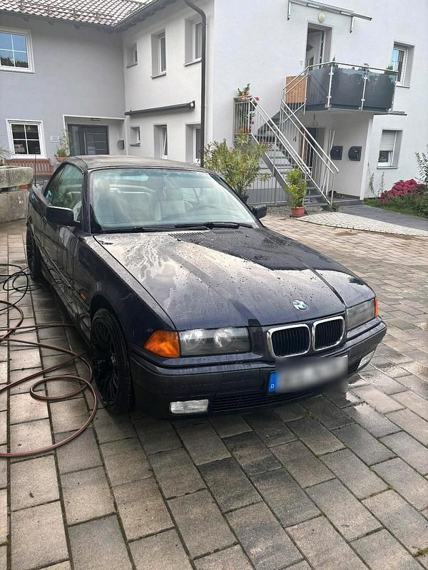 Violet Gebraucht 1997 BMW 320 Cabriolet Cabrio | 12.990 € (Teuer) - Bild 1/4