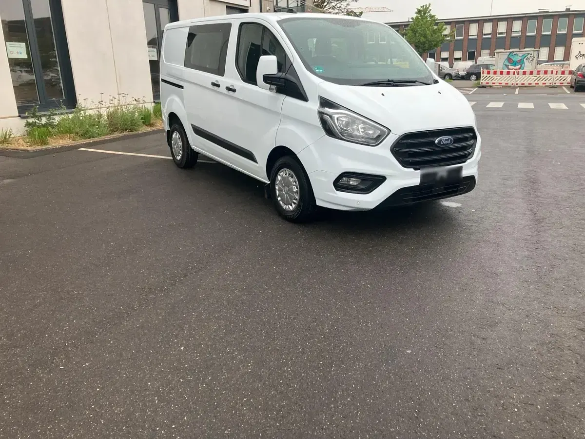 Gebraucht Ford Transit Custom 130 PS (95 kW) 2022 Weiß Kombi