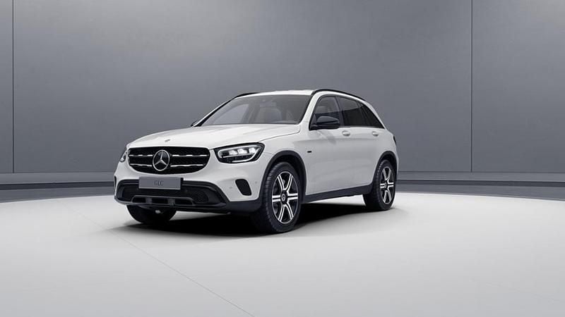 Weiß Gebraucht 2021 Mercedes GLC300e Business SUV | 34.440 € (Guter Preis) - Bild 1/3