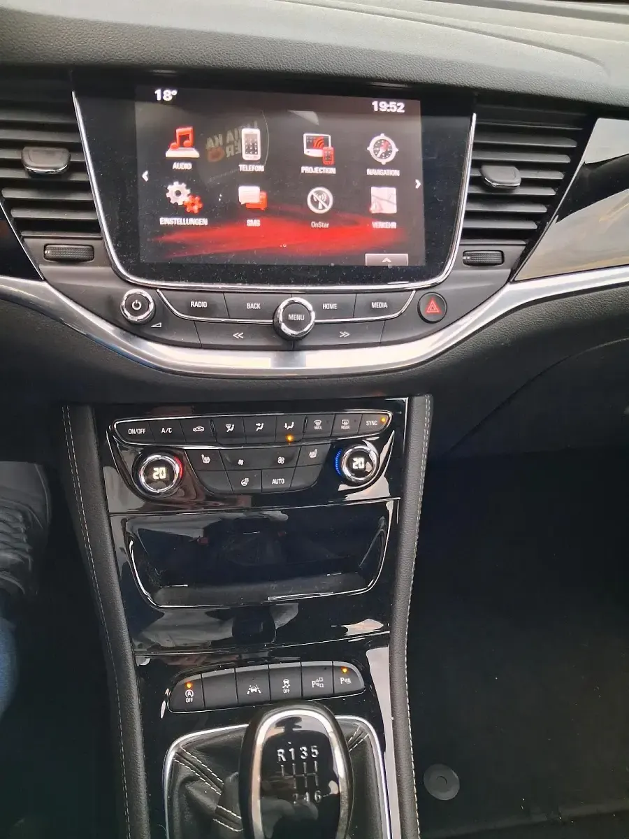 Gebraucht Opel Astra 130 PS (95 kW) 2017 Silber Kombi