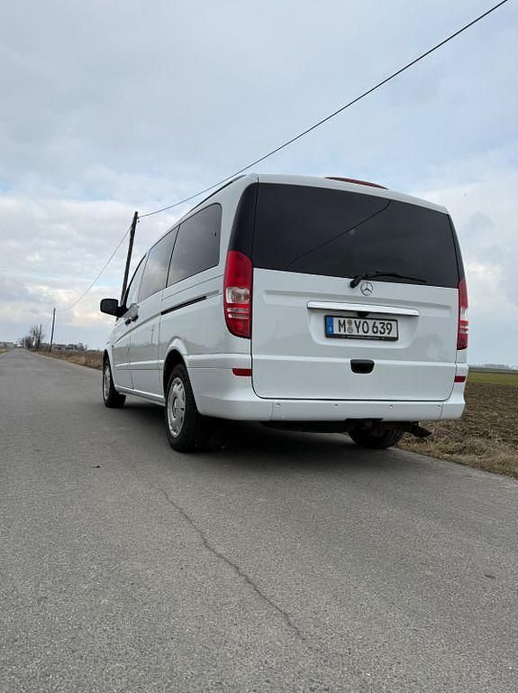 Gebraucht Mercedes Viano 163 PS (119 kW) 2013 Weiß Van / Kleinbus