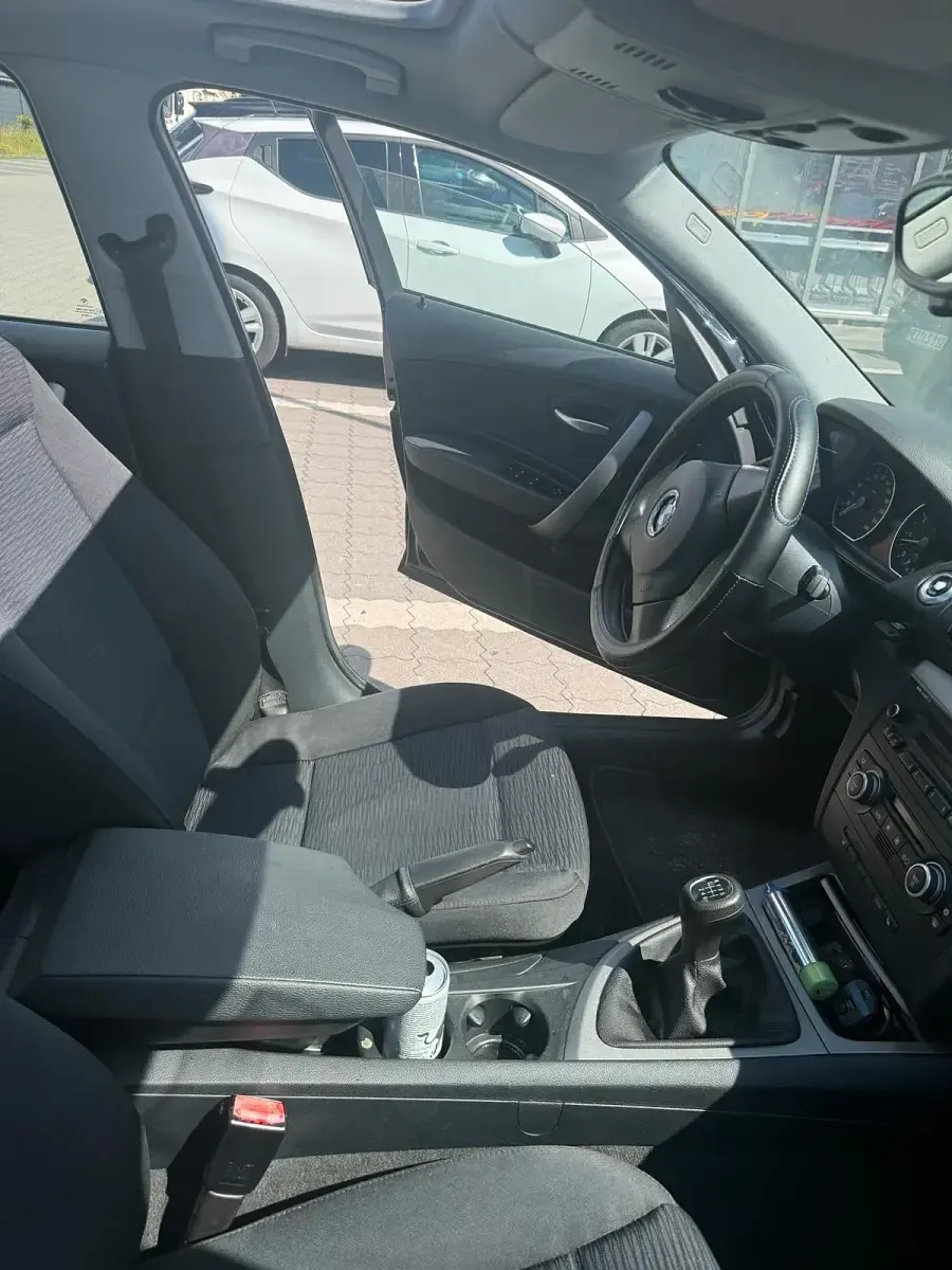Gebraucht BMW 116 120 PS (88 kW) 2007 Schwarz Kleinwagen