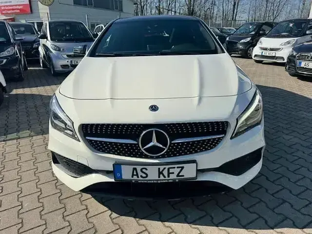 Gebraucht Mercedes CLA200 AMG 156 PS (114 kW) 2017 Weiß Limousine